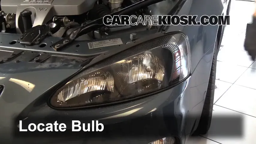 2007 Pontiac Grand Prix 3.8L V6 Lights Headlight (replace bulb)